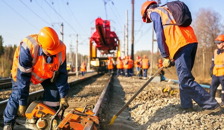 Что делает монтер пути и почему его работа так важна?