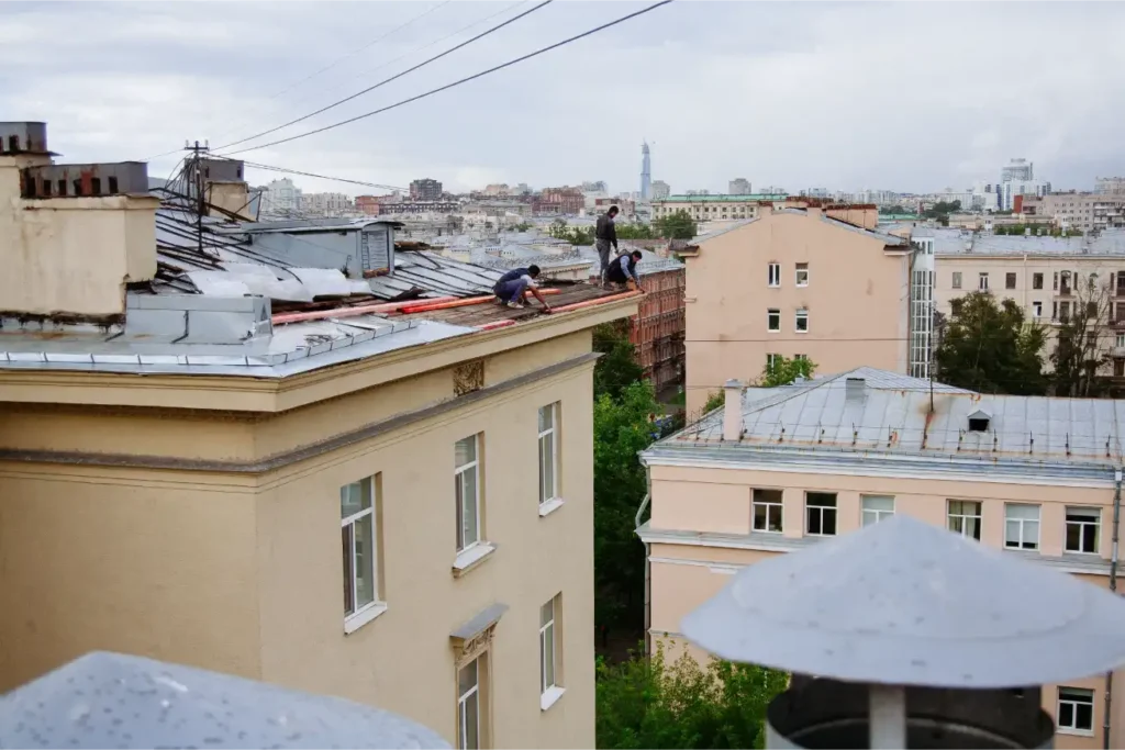 Кровельщик - дистанционное обучение с внесением в ФИС ФРДО в Москве