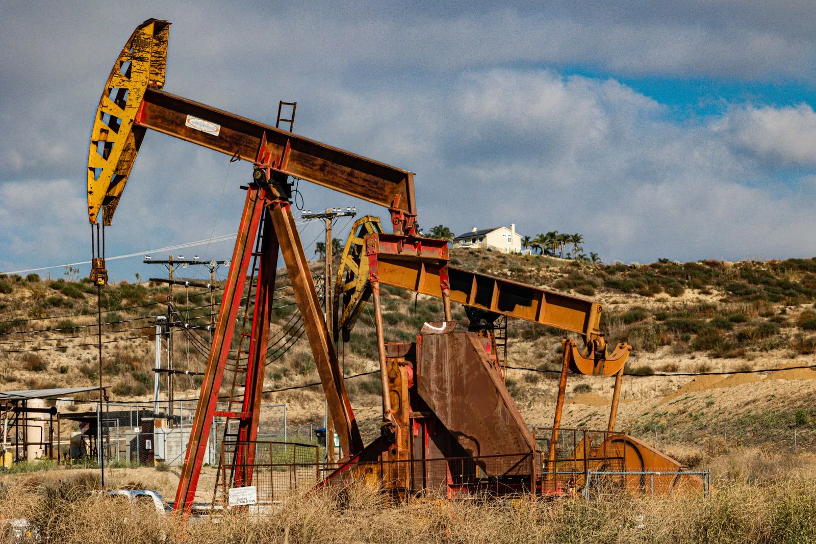 Обучение слесаря по ремонту нефтепромыслового оборудования