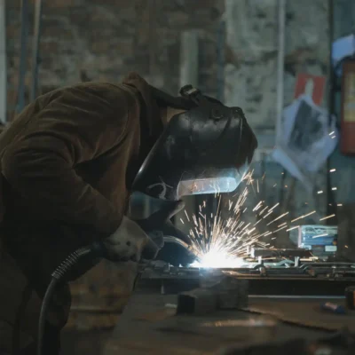 Электрогазосварщик 4 разряда